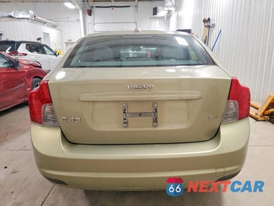 Zdjęcie 6 z 12 samochodu: 2008 VOLVO S40 2.4I VIN:YV1MS382782396201 - miniatura