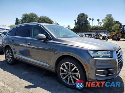 Czwarte zdjęcie samochodu z boku: 2019 AUDI Q7 PRESTIGE VIN:WA1VAAF78KD026705 - miniatura