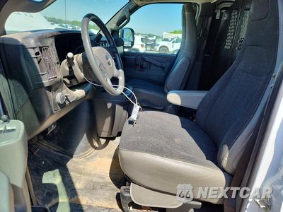 Zdjęcie 7 z 13 samochodu: 2023 GMC SAVANA G2500 VIN:1GTW7AFP2P1201855 - miniatura
