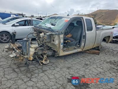 2008 CHEVROLET SILVERADO K1500 2GCEK190481202512 - główne zdjęcie licytacji z USA - miniatura