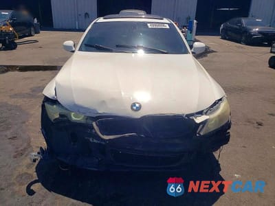 Piąte zdjęcie samochodu w środku: 2010 BMW 328 I VIN:WBAPH7G56ANM49203 - miniatura