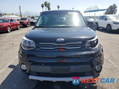 Piąte zdjęcie samochodu w środku: 2019 KIA SOUL + VIN:KNDJP3A55K7009962 - miniatura