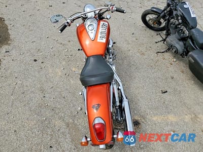 Zdjęcie 6 z 9 samochodu: 2006 HONDA VTX1300 C VIN:1HFSC55006A204814 - miniatura
