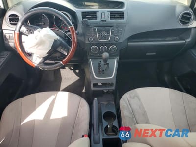 Zdjęcie 8 z 12 samochodu: 2013 MAZDA 5 VIN:JM1CW2BL6D0150862 - miniatura