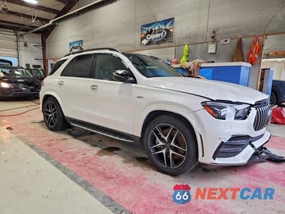 Czwarte zdjęcie samochodu z boku: 2023 MERCEDES-BENZ GLE AMG 53 VIN:4JGFB6BB1PA943309 - miniatura