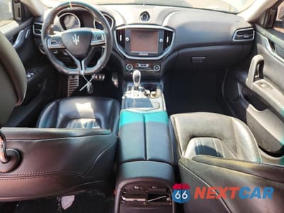 Zdjęcie 8 z 12 samochodu: 2015 MASERATI GHIBLI VIN:ZAM57XSA8F1139355 - miniatura