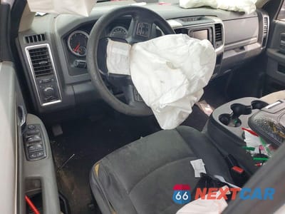 Zdjęcie 8 z 12 samochodu: 2014 RAM 1500 SLT VIN:1C6RR6GT4ES364411 - miniatura
