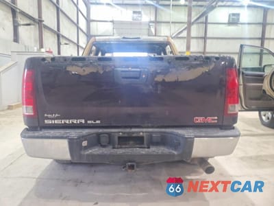 Zdjęcie 6 z 11 samochodu: 2008 GMC SIERRA K1500 VIN:2GTFK13Y181285030 - miniatura
