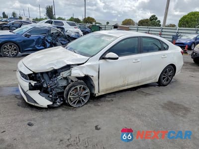 2024 KIA FORTE LXS 3KPF24ADXRE727289 - główne zdjęcie licytacji z USA - miniatura