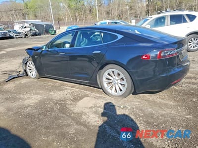 Drugie zdjęcie samochodu z przodu: 2016 TESLA MODEL S VIN:5YJSA1E2XGF144589 - miniatura