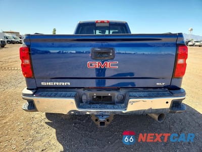 Zdjęcie 6 z 13 samochodu: 2015 GMC SIERRA K3500 SLT VIN:1GT423E89FF669563 - miniatura