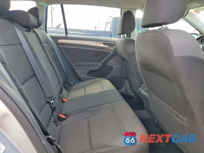 Zdjęcie 10 z 12 samochodu: 2017 VOLKSWAGEN GOLF SPORTWAGEN S VIN:3VWC17AU4HM526027 - miniatura
