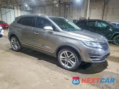 Czwarte zdjęcie samochodu z boku: 2017 LINCOLN MKC RESERVE VIN:5LMTJ3DH1HUL07881 - miniatura