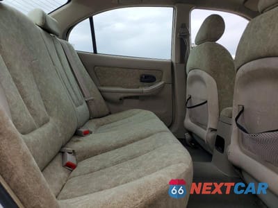 Zdjęcie 10 z 12 samochodu: 2001 HYUNDAI ELANTRA GLS VIN:KMHDN45D51U235215 - miniatura