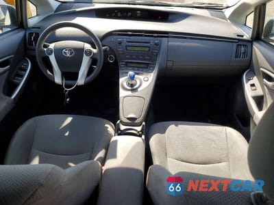 Zdjęcie 8 z 12 samochodu: 2010 TOYOTA PRIUS II VIN:JTDKN3DU2A0062039 - miniatura