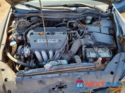 Zdjęcie 11 z 13 samochodu: 2005 HONDA ACCORD DX VIN:1HGCM56105A810617 - miniatura