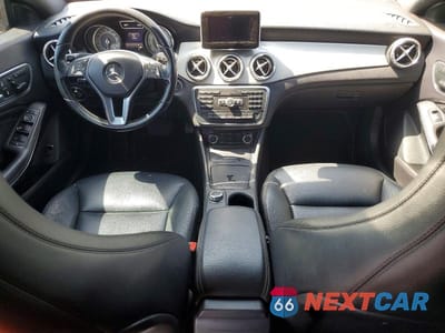 Zdjęcie 8 z 12 samochodu: 2014 MERCEDES-BENZ CLA 250 VIN:WDDSJ4EB9EN053397 - miniatura