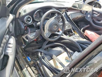Zdjęcie 15 z 24 samochodu: 2017 MERCEDES-BENZ C 300 4MATIC VIN:55SWF4KB4HU194459 - miniatura