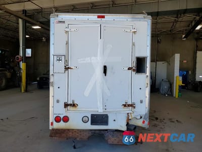 Zdjęcie 6 z 11 samochodu: 2005 CHEV SILVERADO SS EXTENDE VIN:1GCHK24U45E136857 - miniatura