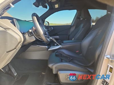 Zdjęcie 7 z 13 samochodu: 2025 BMW X3 30 XDRIVE VIN:5UX53GP07S9010601 - miniatura