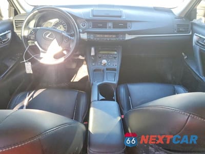 Zdjęcie 8 z 13 samochodu: 2017 LEXUS CT 200 VIN:JTHKD5BHXH2281381 - miniatura