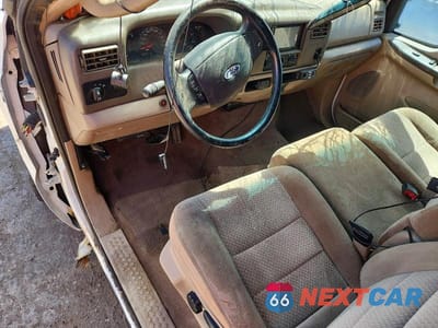 Zdjęcie 8 z 12 samochodu: 2003 FORD F250 SUPER DUTY VIN:1FTNW20L33EA12838 - miniatura