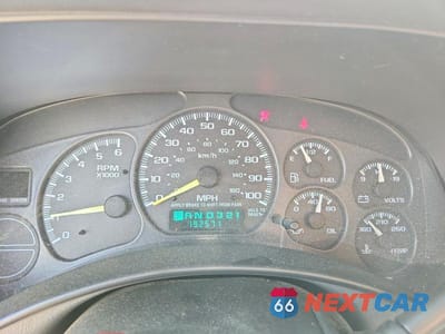 Zdjęcie 9 z 11 samochodu: 2000 GMC NEW SIERRA C1500 VIN:1GTEC14W5YZ360289 - miniatura