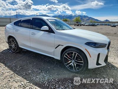 Czwarte zdjęcie samochodu z boku: 2024 BMW X6 XDRIVE40I VIN:5UX33EX02R9S89218 - miniatura