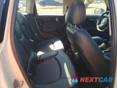 Zdjęcie 10 z 13 samochodu: 2016 MINI COOPER S VIN:WMWXU3C53G2D29513 - miniatura