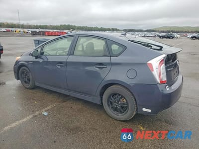Drugie zdjęcie samochodu z przodu: 2013 TOYOTA PRIUS THREE VIN:JTDKN3DUXD5647457 - miniatura