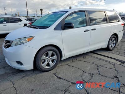 2011 TOYOTA SIENNA BASE 7-PASSENGER 5TDZK3DC0BS171709 - główne zdjęcie licytacji z USA - miniatura