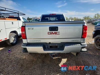 Zdjęcie 6 z 12 samochodu: 2018 GMC SIERRA K3500 DENALI VIN:1GT42YEY8JF136111 - miniatura