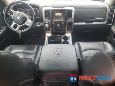 Zdjęcie 8 z 12 samochodu: 2015 RAM 1500 LARAMIE VIN:1C6RR7NM5FS556388 - miniatura