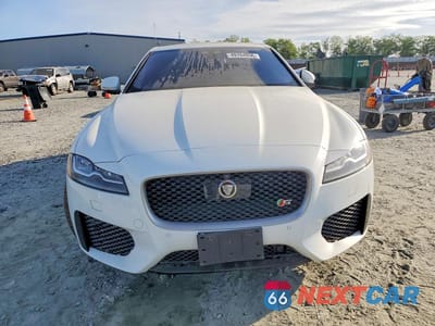 Piąte zdjęcie samochodu w środku: 2018 JAGUAR XF S AWD V6 4D SEDAN VIN:SAJBM4FV8JCY66540 - miniatura
