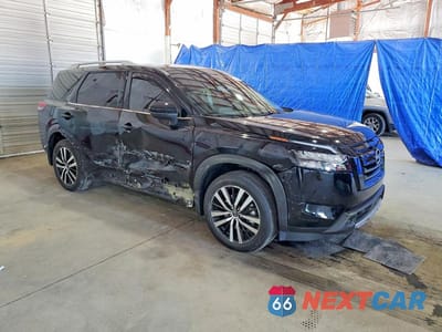 Czwarte zdjęcie samochodu z boku: 2025 NISSAN PATHFINDER PLATINUM VIN:5N1DR3DJ7SC291055 - miniatura