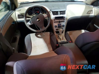Zdjęcie 8 z 12 samochodu: 2010 CHEVROLET MALIBU LS VIN:1G1ZB5EB2AF109060 - miniatura