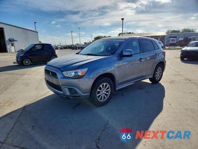 2011 MITSUBISHI OUTLANDER SPORT ES JA4AP3AU3BZ010338 - główne zdjęcie licytacji z USA - miniatura