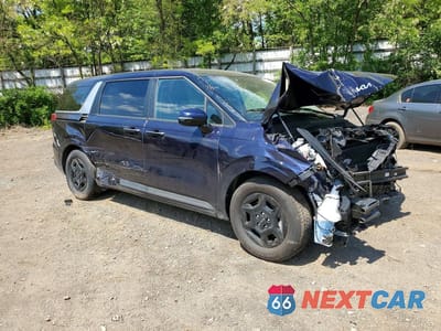 Czwarte zdjęcie samochodu z boku: 2026 KIA CARNIVAL LXS VIN:KNDNB5K35T6577368 - miniatura