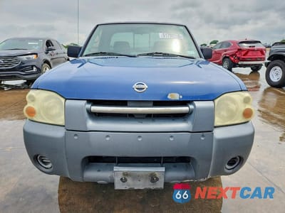 Piąte zdjęcie samochodu w środku: 2002 NISSAN FRONTIER KING CAB XE VIN:1N6DD26S42C317367 - miniatura