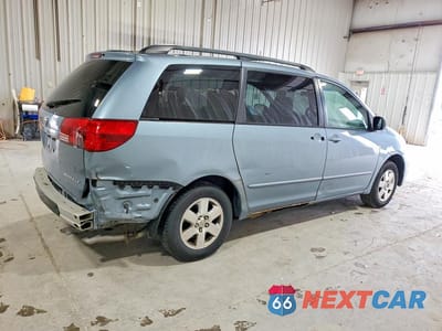 Trzecie zdjęcie samochodu z tyłu: 2005 TOYOTA SIENNA LE 7 PASSENGER VIN:5TDZA23C95S256292 - miniatura