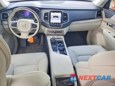 Zdjęcie 8 z 14 samochodu: 2023 VOLVO XC90 CORE VIN:YV4062PK9P1952823 - miniatura