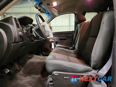 Zdjęcie 7 z 11 samochodu: 2013 CHEVROLET SILVERADO K1500 LT VIN:1GCRKSE70DZ394393 - miniatura