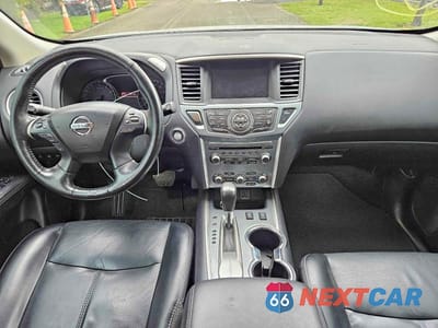 Zdjęcie 9 z 12 samochodu: 2019 NISSAN PATHFINDER SL VIN:5N1DR2MN2KC642550 - miniatura