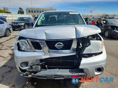 Piąte zdjęcie samochodu w środku: 2019 NISSAN FRONTIER SV VIN:1N6AD0EV3KN773769 - miniatura