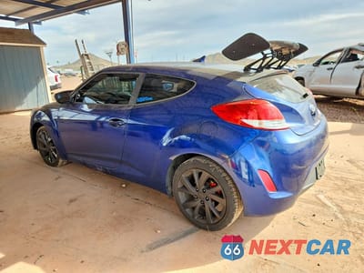 Drugie zdjęcie samochodu z przodu: 2017 HYUNDAI VELOSTER BASE VIN:KMHTC6AD4HU311553 - miniatura