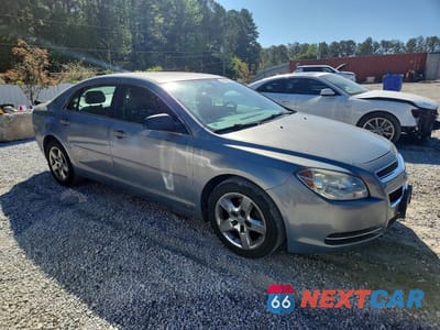 Czwarte zdjęcie samochodu z boku: 2009 CHEVROLET MALIBU LS VIN:1G1ZG57K494267907 - miniatura