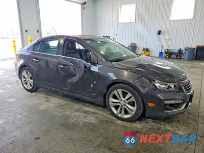 Czwarte zdjęcie samochodu z boku: 2015 CHEVROLET CRUZE LTZ VIN:1G1PG5SBXF7288415 - miniatura