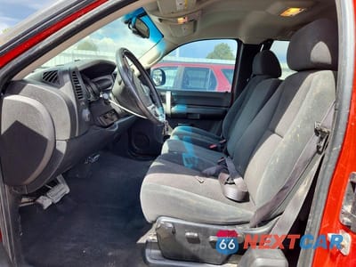 Zdjęcie 7 z 13 samochodu: 2007 CHEVROLET SILVERADO K1500 VIN:2GCEK19J971671442 - miniatura