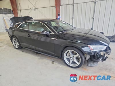 Czwarte zdjęcie samochodu z boku: 2019 AUDI A5 PREMIUM PLUS VIN:WAUTNAF53KA082677 - miniatura