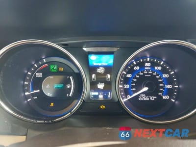 Zdjęcie 9 z 12 samochodu: 2013 HYUNDAI SONATA HYBRID VIN:KMHEC4A44DA098502 - miniatura